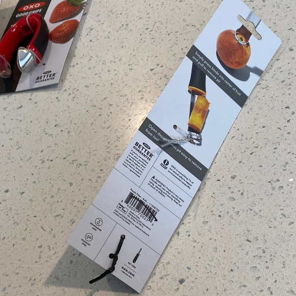 OXO Black Peach Pitter - Picture 2 of 2